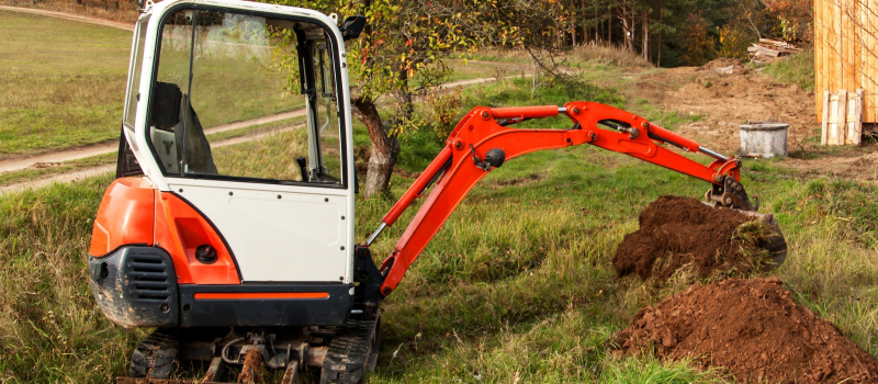 6 Essential Attachments for Your Excavator