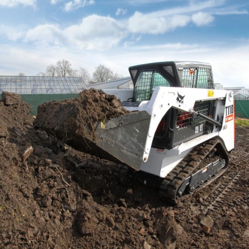 2.5 Tonne (Tracked) Posi-Track Loaders l Ryno Hire - Equipment Dry Hire